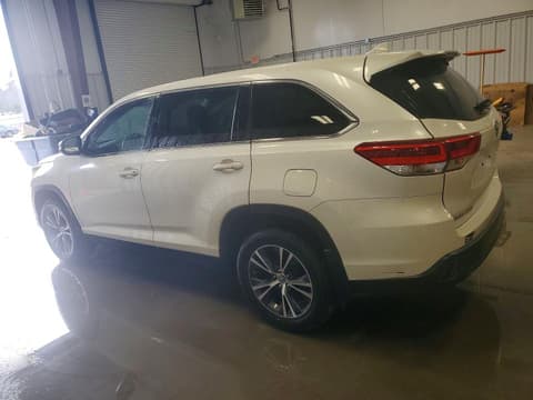2019 Toyota Highlander, VIN 5TDBZRFH5KS952928. Фото 2 з 6 з аукціону Copart. Каталог авто зі США OpenDataCar.