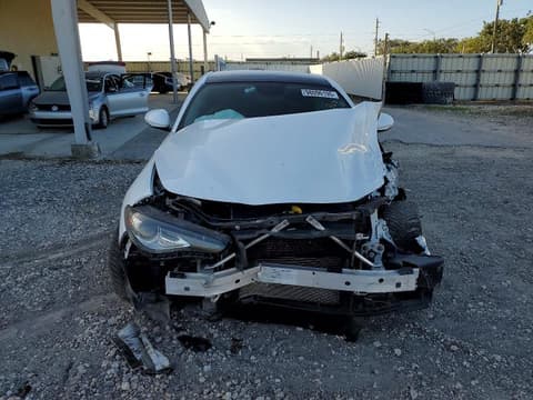 2018 Alfa romeo Giulia, VIN ZARFAEDN1J7573529. Фото 5 з 6 з аукціону Copart. Каталог авто зі США OpenDataCar.