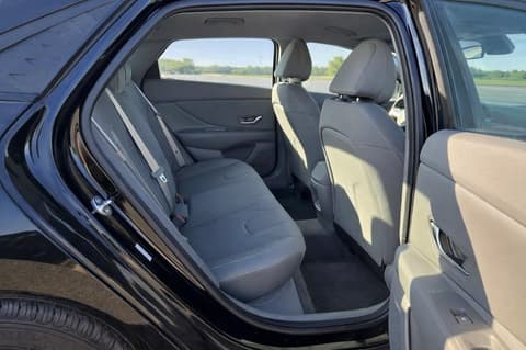 2026 Hyundai Elantra, VIN KMHLM4DG5TU122748. Фото 6 з 6 з аукціону Copart. Каталог авто зі США OpenDataCar.