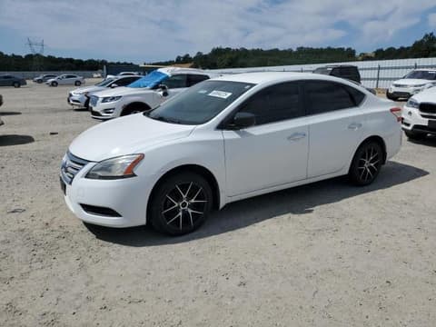 2015 Nissan Sentra, VIN 3N1AB7AP2FY271811. Фото 1 з 6 з аукціону Copart. Каталог авто зі США OpenDataCar.