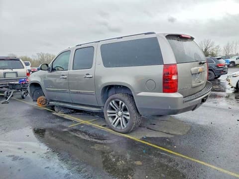 2008 Chevrolet Suburban, VIN 3GNFC16Y38G203970. Фото 2 з 6 з аукціону Copart. Каталог авто зі США OpenDataCar.