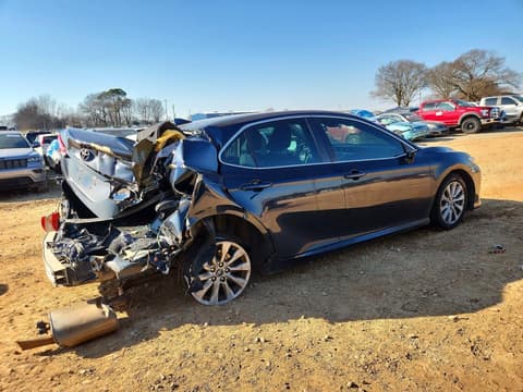 2020 Toyota Camry, VIN 4T1C11AK4LU935787. Фото 3 з 6 з аукціону Copart. Каталог авто зі США OpenDataCar.