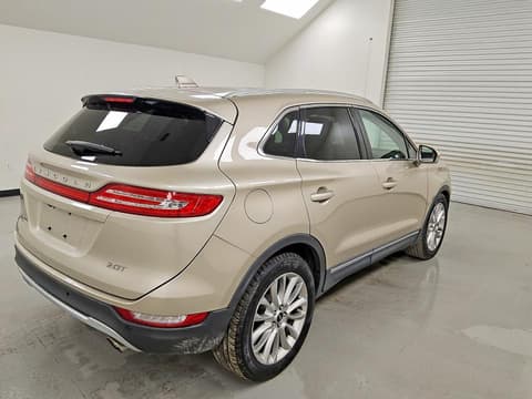 2017 Lincoln MKC, VIN 5LMCJ3C9XHUL47502. Фото 3 из 6 с аукциона Copart. Каталог авто из США OpenDataCar.
