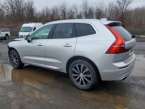 2019 Volvo XC60, VIN LYV102RL6KB232363. Фото 2 з 6 з аукціону Copart. Каталог авто зі США OpenDataCar.