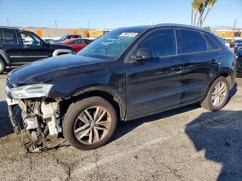 2017 Audi Q3, VIN WA1BCCFS2HR009858. Фото 1 з 6 з аукціону Copart. Каталог авто зі США OpenDataCar.