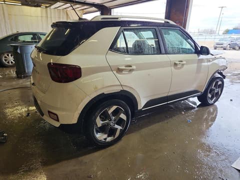 2024 Hyundai Venue, VIN KMHRC8A39RU303432. Фото 3 з 6 з аукціону Copart. Каталог авто зі США OpenDataCar.