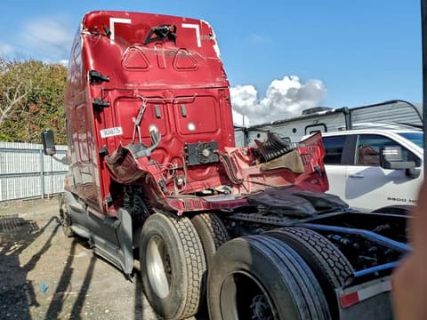 2018 Freightliner Cascadia, VIN 1FUJGLDR2JLHF2669. Фото 3 из 6 с аукциона Copart. Каталог авто из США OpenDataCar.