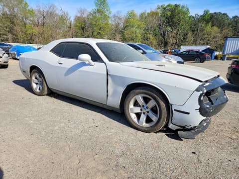 2013 Dodge Challenger, VIN 2C3CDYAGXDH553806. Фото 4 з 6 з аукціону Copart. Каталог авто зі США OpenDataCar.