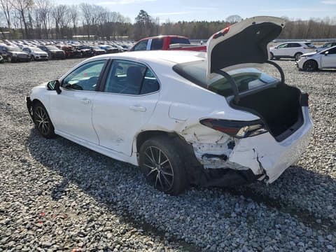 2022 Toyota Camry, VIN 4T1G11AKXNU698257. Zdjęcie 2 z 6 z aukcji Copart. Katalog aut z USA OpenDataCar.