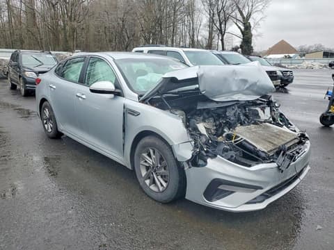 2019 Kia Optima, VIN 5XXGT4L35KG341494. Фото 4 з 6 з аукціону Copart. Каталог авто зі США OpenDataCar.