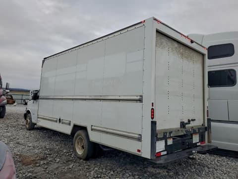 2022 Gmc Savana, VIN 7GZ37TC78NN009562. Фото 2 з 6 з аукціону Copart. Каталог авто зі США OpenDataCar.