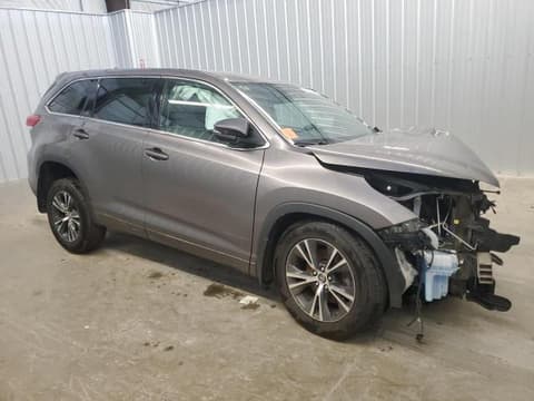 2018 Toyota Highlander, VIN 5TDBZRFHXJS914965. Фото 4 з 6 з аукціону Copart. Каталог авто зі США OpenDataCar.