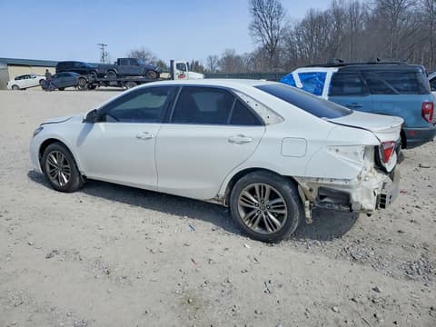2015 Toyota Camry, VIN 4T1BF1FK4FU900287. Фото 2 з 6 з аукціону Copart. Каталог авто зі США OpenDataCar.