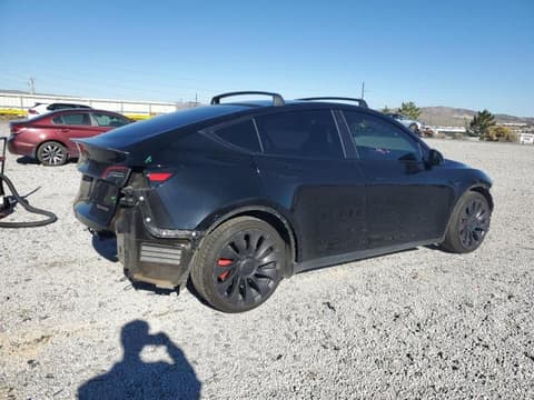 2022 Tesla Model Y, VIN 7SAYGDEF3NF408085. Фото 3 з 6 з аукціону Copart. Каталог авто зі США OpenDataCar.