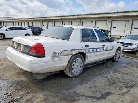 2011 Ford Crown Victoria, VIN 2FABP7BV9BX111159. Фото 3 з 6 з аукціону Copart. Каталог авто зі США OpenDataCar.