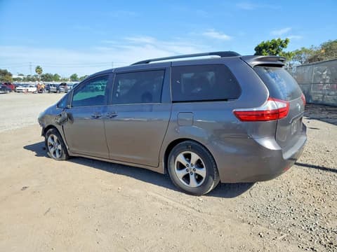 2015 Toyota Sienna, VIN 5TDKK3DCXFS647391. Фото 2 з 6 з аукціону Copart. Каталог авто зі США OpenDataCar.
