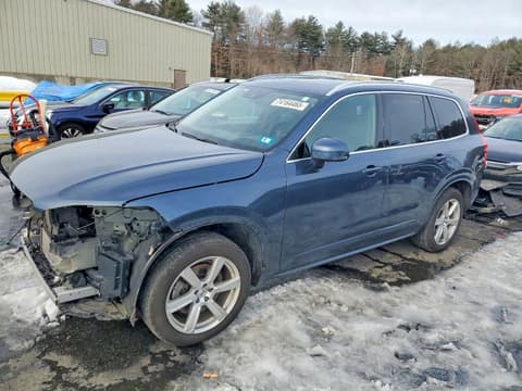 2021 Volvo XC90, VIN YV4102PK0M1710245. Фото 1 з 6 з аукціону Copart. Каталог авто зі США OpenDataCar.