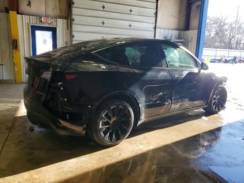 2022 Tesla Model Y, VIN 7SAYGAEE8NF542872. Фото 3 з 6 з аукціону Copart. Каталог авто зі США OpenDataCar.