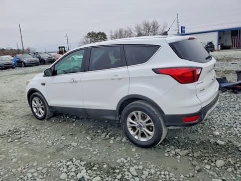 2019 Ford Escape, VIN 1FMCU0GD5KUC34569. Фото 2 из 6 с аукциона Copart. Каталог авто из США OpenDataCar.