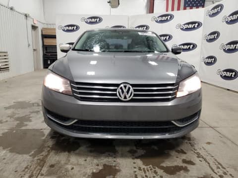 2013 Volkswagen Passat, VIN 1VWAP7A30DC075767. Фото 5 з 6 з аукціону Copart. Каталог авто зі США OpenDataCar.
