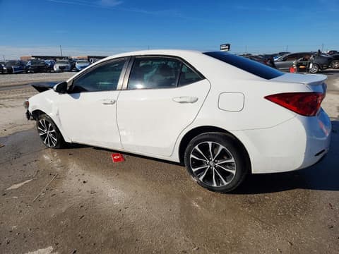 2019 Toyota Corolla, VIN 5YFBURHE2KP932582. Фото 2 з 6 з аукціону Copart. Каталог авто зі США OpenDataCar.