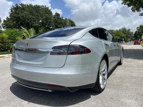 2012 Tesla Model S, VIN 5YJSA1DP4CFS00811. Фото 3 з 6 з аукціону Copart. Каталог авто зі США OpenDataCar.