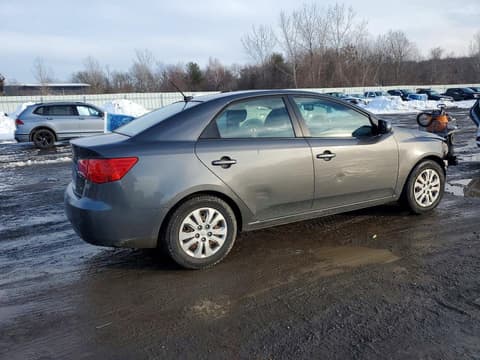 2013 Kia Forte, VIN KNAFU4A21D5722850. Photo 3 of 6 from Copart auction. OpenDataCar US salvage catalog.