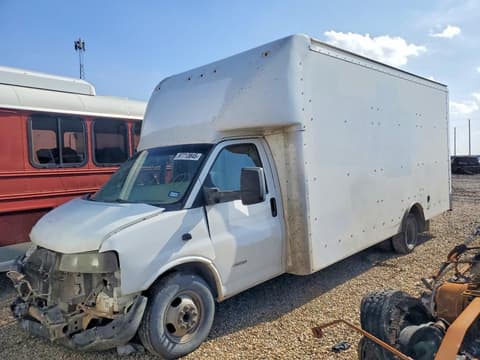 2017 Chevrolet Express 4500, VIN 1HA6GUCG3HN011476. Фото 1 з 6 з аукціону Copart. Каталог авто зі США OpenDataCar.