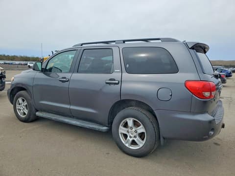 2011 Toyota Sequoia, VIN 5TDBY5G12BS043963. Фото 2 з 6 з аукціону Copart. Каталог авто зі США OpenDataCar.