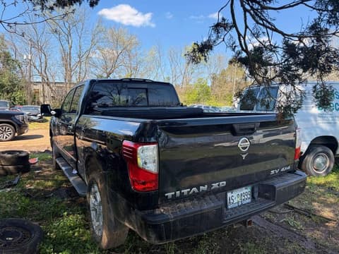 2017 Nissan Titan, VIN 1N6BA1F45HN511513. Фото 3 з 6 з аукціону Copart. Каталог авто зі США OpenDataCar.