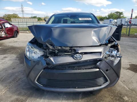 2018 Toyota Yaris, VIN 3MYDLBYV5JY331315. Фото 5 з 6 з аукціону Copart. Каталог авто зі США OpenDataCar.