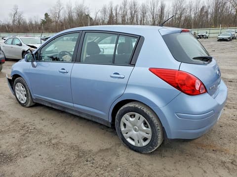 2011 Nissan Versa, VIN 3N1BC1CP3BL411643. Фото 2 з 6 з аукціону Copart. Каталог авто зі США OpenDataCar.