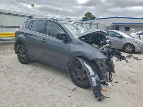 2016 Toyota RAV4, VIN JTMBFREV9GJ095985. Фото 4 з 6 з аукціону Copart. Каталог авто зі США OpenDataCar.