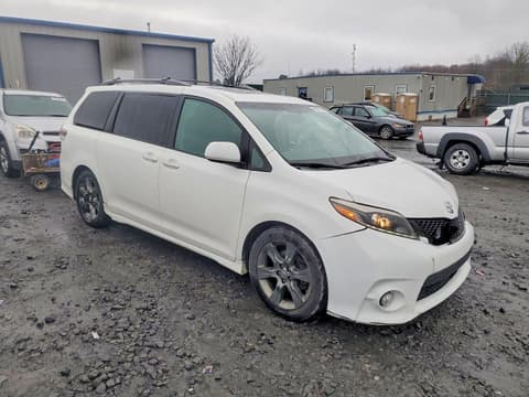 2015 Toyota Sienna, VIN 5TDXK3DC0FS550447. Фото 4 з 6 з аукціону Copart. Каталог авто зі США OpenDataCar.