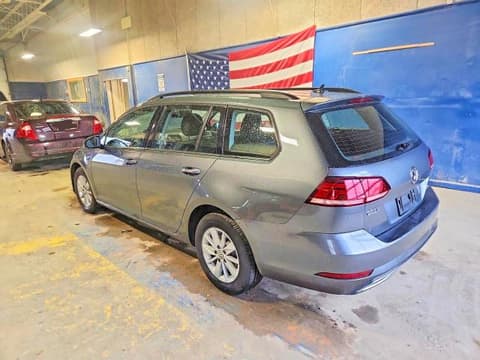 2019 Volkswagen Golf SportWagen, VIN 3VWY57AU1KM512779. Фото 2 з 6 з аукціону Copart. Каталог авто зі США OpenDataCar.