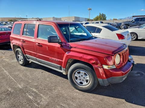 2013 Jeep Patriot, VIN 1C4NJPBAXDD187005. Photo 4 of 6 from Copart auction. OpenDataCar US salvage catalog.