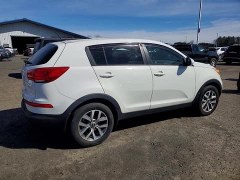 2015 Kia Sportage, VIN KNDPBCAC0F7682350. Фото 3 з 6 з аукціону Copart. Каталог авто зі США OpenDataCar.