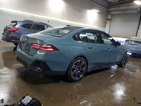 2026 Bmw 5 Series, VIN WBA53FJ06TCV84001. Фото 3 з 6 з аукціону Copart. Каталог авто зі США OpenDataCar.