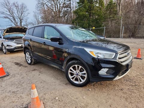2017 Ford Escape, VIN 1FMCU9GD2HUB39321. Фото 4 з 6 з аукціону Copart. Каталог авто зі США OpenDataCar.