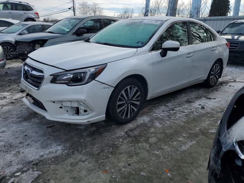 2019 Subaru Legacy, VIN 4S3BNAF62K3016553. Фото 1 з 6 з аукціону Copart. Каталог авто зі США OpenDataCar.