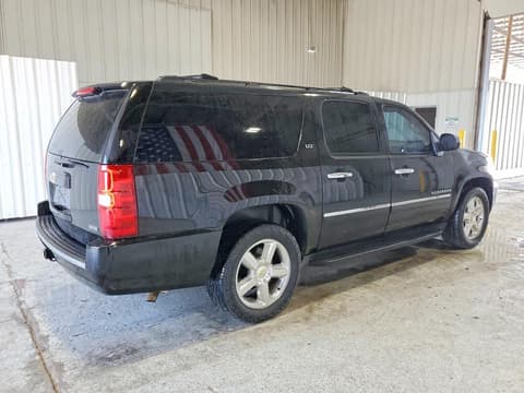 2011 Chevrolet Suburban, VIN 1GNSKKE30BR230225. Фото 3 з 6 з аукціону Copart. Каталог авто зі США OpenDataCar.