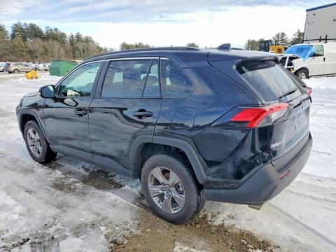 2024 Toyota RAV4, VIN 2T3P1RFV6RC458039. Фото 2 з 6 з аукціону Copart. Каталог авто зі США OpenDataCar.