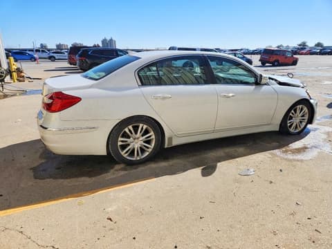 2013 Hyundai Genesis, VIN KMHGC4DD4DU246893. Zdjęcie 3 z 6 z aukcji Copart. Katalog aut z USA OpenDataCar.