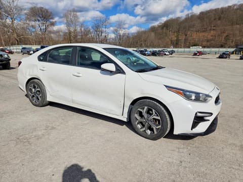 2019 Kia Forte, VIN 3KPF24AD0KE057158. Фото 4 з 6 з аукціону Copart. Каталог авто зі США OpenDataCar.