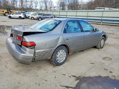 1998 Toyota Camry, VIN 4T1BG22K7WU313655. Фото 3 з 6 з аукціону Copart. Каталог авто зі США OpenDataCar.
