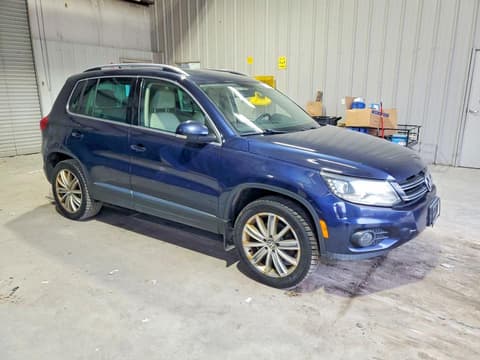 2016 Volkswagen Tiguan, VIN WVGBV7AX1GW545593. Фото 4 з 6 з аукціону Copart. Каталог авто зі США OpenDataCar.