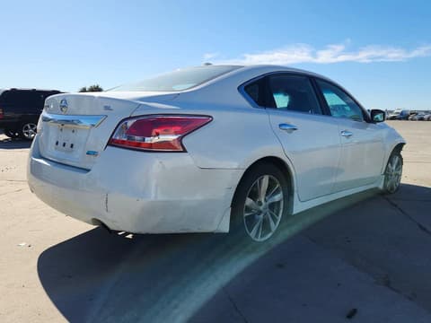 2013 Nissan Altima, VIN 1N4AL3AP3DN565978. Zdjęcie 3 z 6 z aukcji Copart. Katalog aut z USA OpenDataCar.