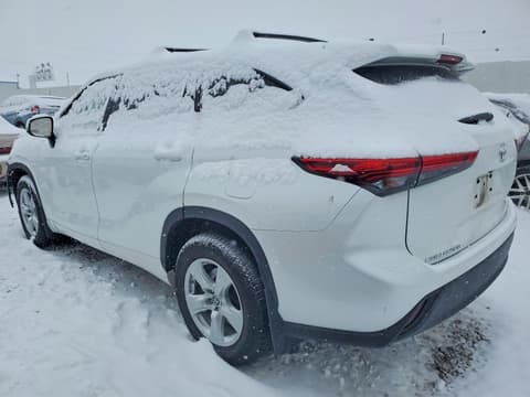 2022 Toyota Highlander, VIN 5TDCZRAH3NS539695. Фото 2 з 6 з аукціону Copart. Каталог авто зі США OpenDataCar.