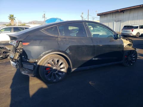 2024 Tesla Model Y, VIN 7SAYGDEF4RF054079. Фото 3 з 6 з аукціону Copart. Каталог авто зі США OpenDataCar.