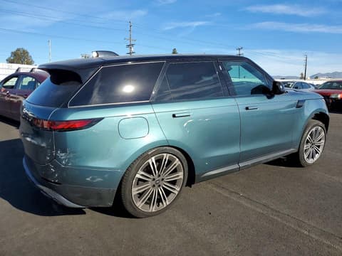 2024 Landau boat co Range Rover, VIN SAL1P9EU3RA199268. Photo 3 of 6 from Copart auction. OpenDataCar US salvage catalog.